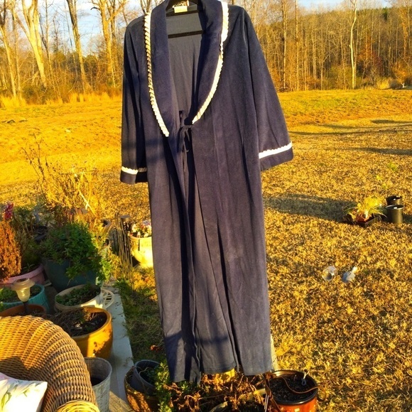 Vintage medium velour navy white Anne Leslie robe housecoat Ruffle 70s cottage M - Picture 1 of 12